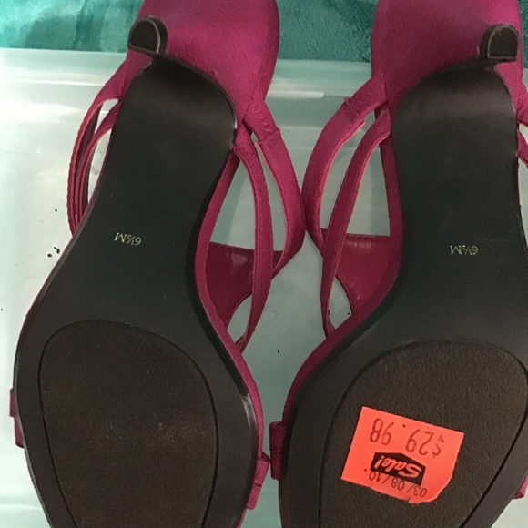 💚3/$25 Vintage 90s Ann Marino pink strappy sandal heels size 6.5 with 2” heels - Picture 4 of 6